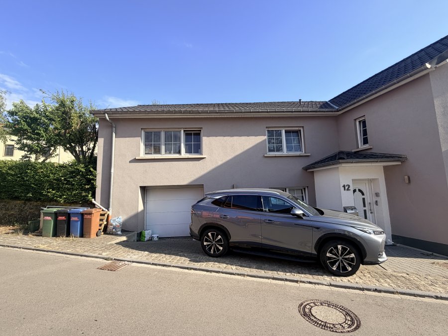 Maison individuelle à vendre 5 chambres à Beyren